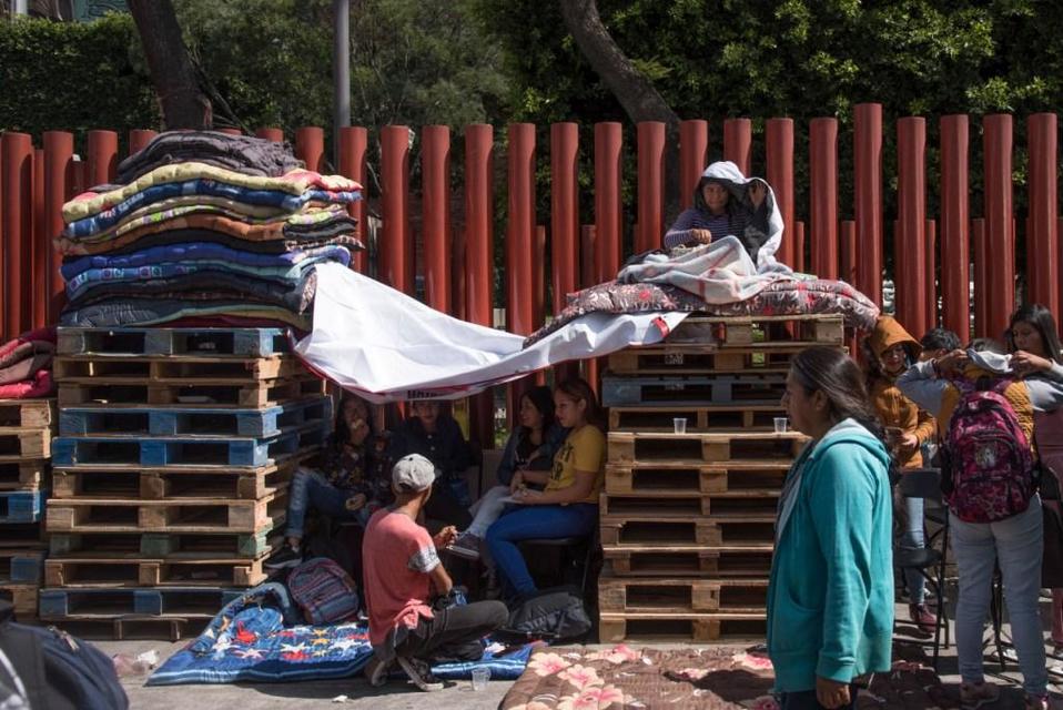 Organizaciones campesinas mantienen bloqueos en San Lázaro en demanda de recursos (Cuartoscuro)