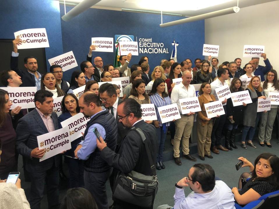 Conferencia de prensa del grupo parlamentario en la Cámara de Diputados. (Abraham Reza)
