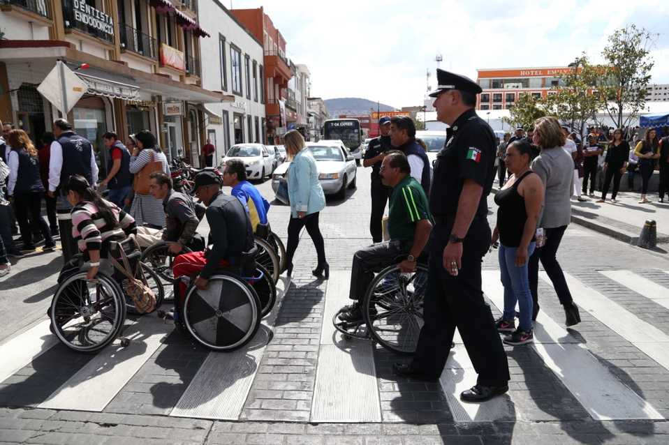 Inauguran "Cruce Seguro" en Plaza Independencia de Pachuca. (Jorge Sánchez)