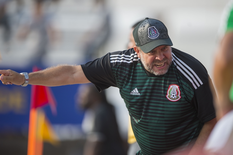 Ramón Raya, técnico de la selección mexicana de futbol de playa (Mexsport)
