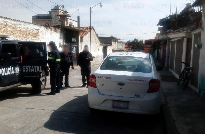 Taxista detenido en almoloya de Juárez conducía un Ford Figo.(Especiales)