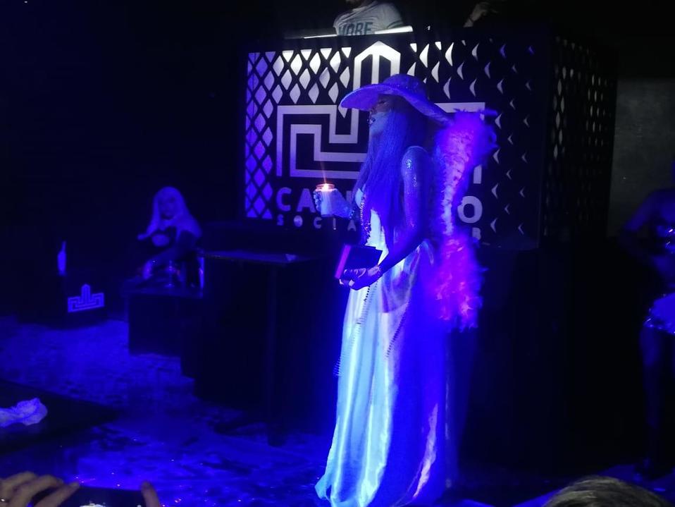 Fueron 6 las 'dragas' que disputaron el primer lugar en el escenario. (Multimedios)