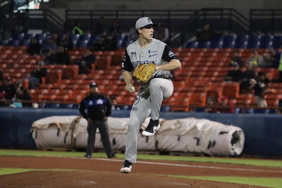 Sultanes se impone a las Águilas y aseguran la serie