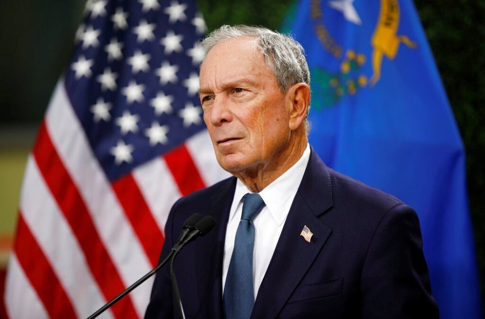 Bloomberg había acariciado la idea de presentarse a la carrera presidencial como independiente. (AFP)
