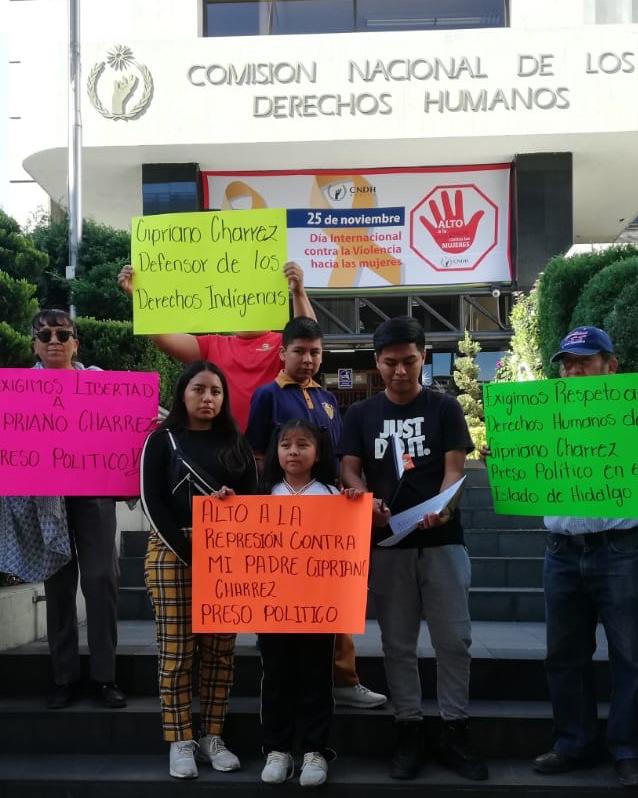 Los hijos de Cipriano Charrez denunciaron las injusticias que se han cometido contra su padre. (Melissa del Pozo)