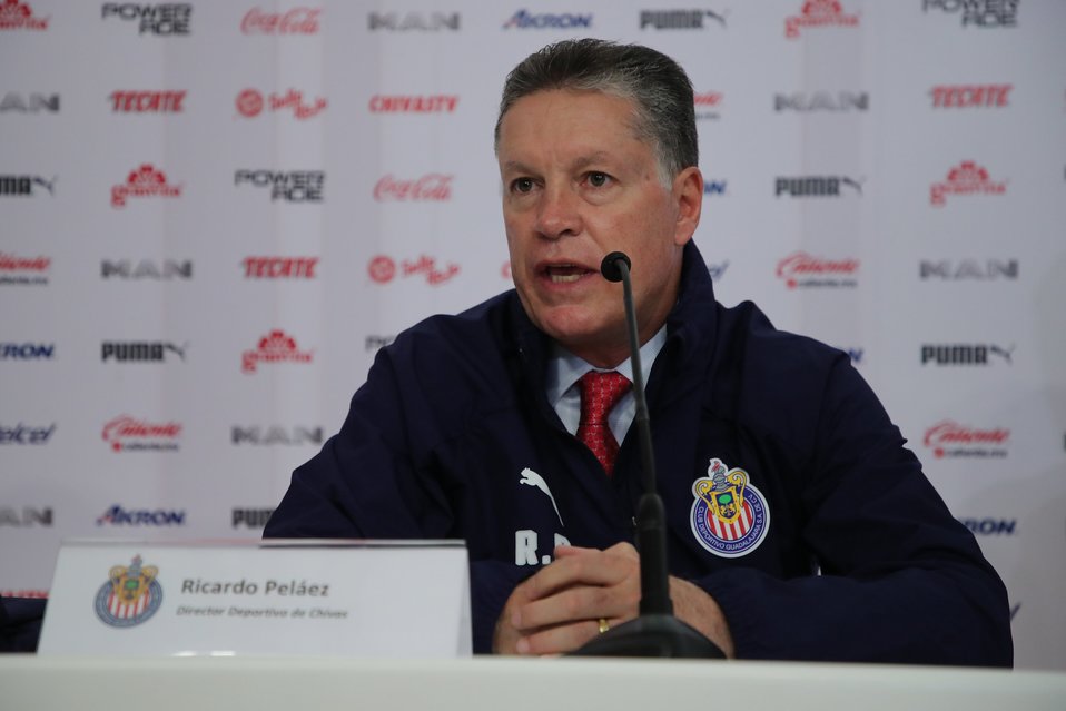 Ricardo Peláez es presentado como nuevo director deportivo de Chivas (Twitter @Chivas)