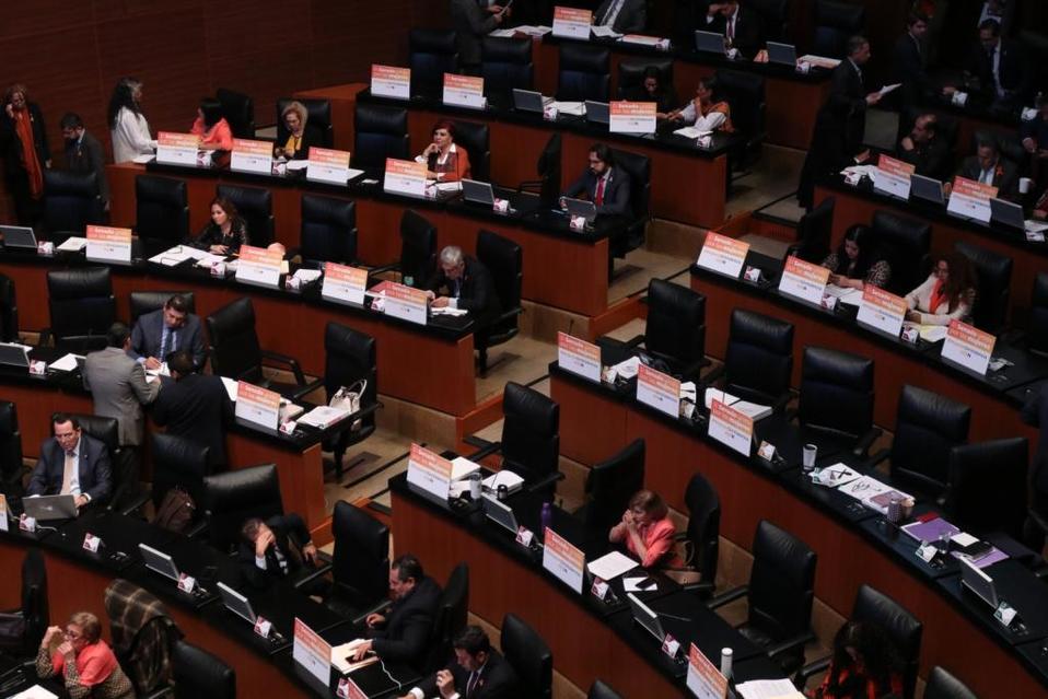Senadores leyeron testimonios de mujeres y niñas víctimas de violencia (Cuartoscuro)