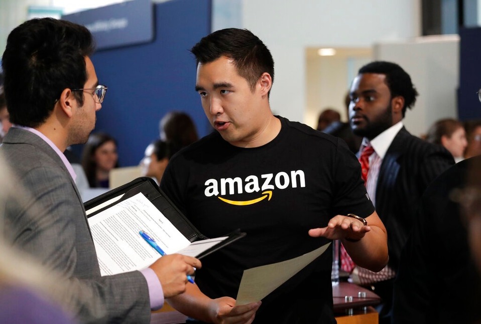 El aumento de contrataciones es una señal del crecimiento que Amazon está teniendo. (AP)