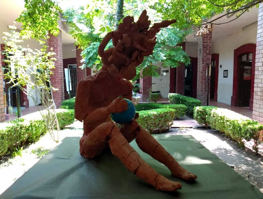 buscan mostrar arte 'crudo' para visualizar el problema. (Lilia Ovalle)