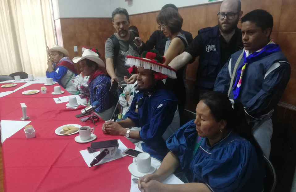 La comunidad wixárica de Tuapurie de Santa Catarina Cuexcomatitlán dio sus postura (Enrique Vázquez).