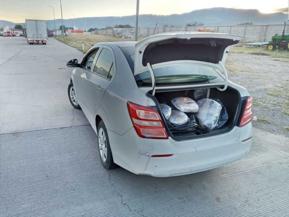 La mariguana se encontraba dividida en 30 paquete a bordo de un vehículo (Cortesía).