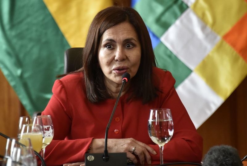 La canciller provisional de Bolivia, Karen Longaric. (AFP)