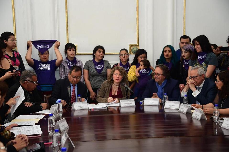 Congreso de CdMx aprueba en comisiones Ley Olimpia. | Twitter @Congreso_CdMex