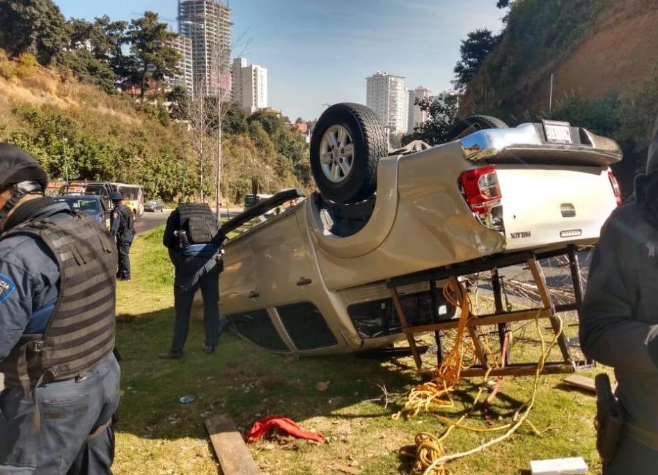 Una camioneta se volcó en la zona de Santa Fe. | Jorge Becerril