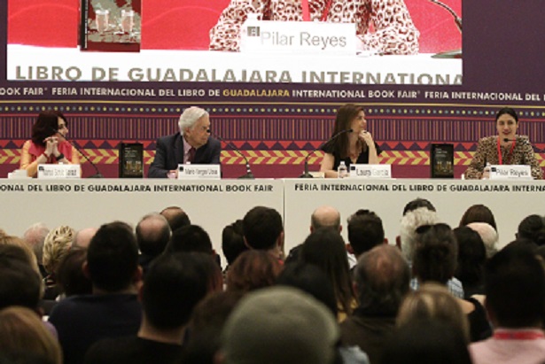 Autores presentaron su libro en el marco de la FIL (Franco González)