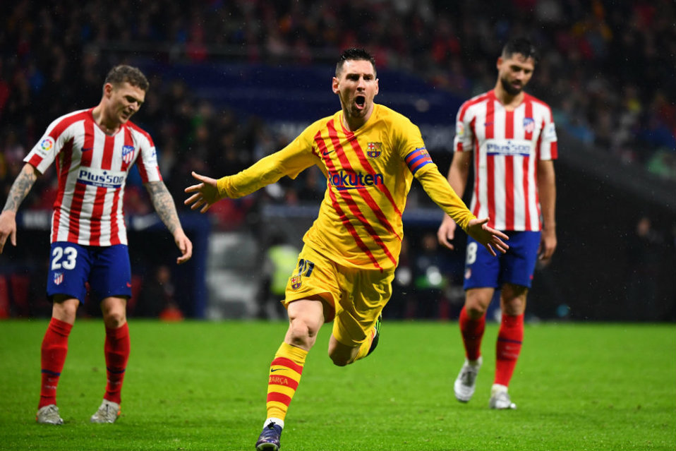 Lionel Messi le dio el triunfo al Barcelona en Madrid (AFP)