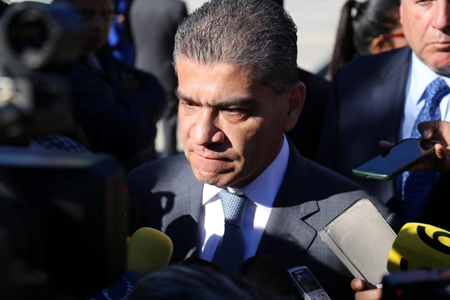 El saldo hasta el momento es de 14 delincuentes, 4 elementos de la policía y 2 civiles. (Mauricio Román)