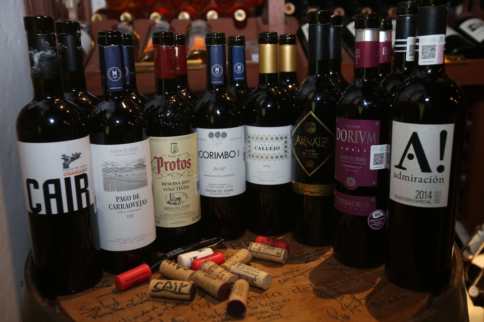 La cata maridaje estuvo encabezada por el propio director de la cava y de vinos de Grupo Presidente.