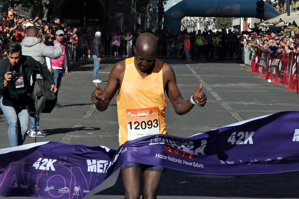 La edición 2019 del Maratón Puebla, que con la participación de poco más de 20 mil corredores en todas sus categorías. (Agencia Enfoque)