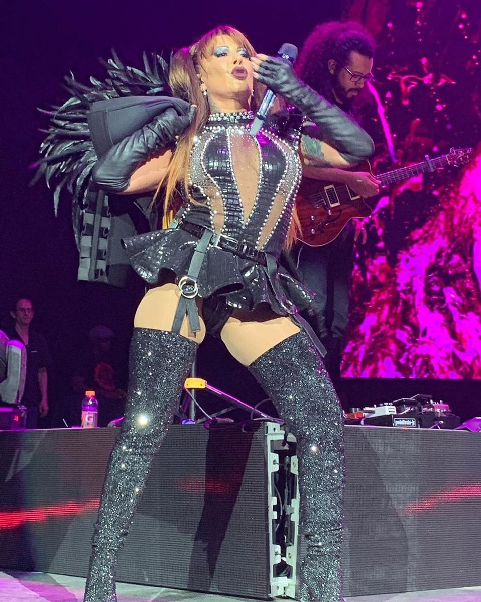 Alejandra Guzmán imita y le dedica Hey Güera a Paulina Rubio (Instagram).