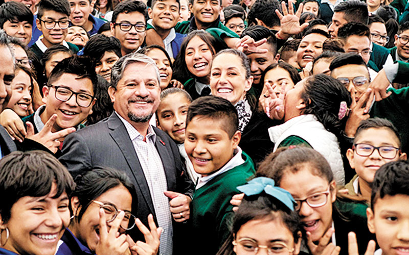 Autoridades se reunieron con estudiantes. (Cuartoscuro)