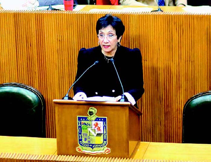 La diputada Lupita Rodríguez leyó el dictamen. Especial
