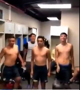 jugadores de América Sub 17 hacen parodia de 'Un violador en tu camino' (Especial)