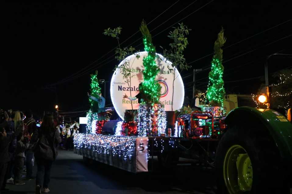 El primero de San Pedro, inició a las 18:30 en el cruce de las avenidas Manuel J. Clouthier y Cromo. (Leonel Rocha)
