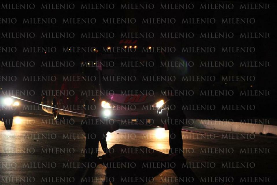 Atropellan a hombre en la autopista México-Puebla. (Andrés Sánchez)