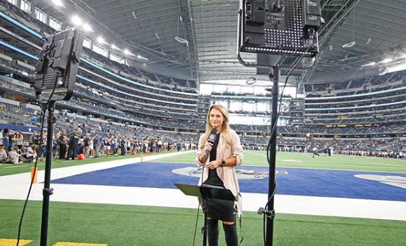Jane Slater, reportera de la NFL (Instagram @janeashleyslater