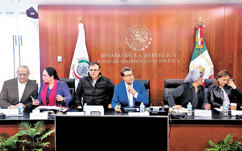 Dieron un mensaje a medios tras la reunión privada de casi tres horas. (Araceli lópez)