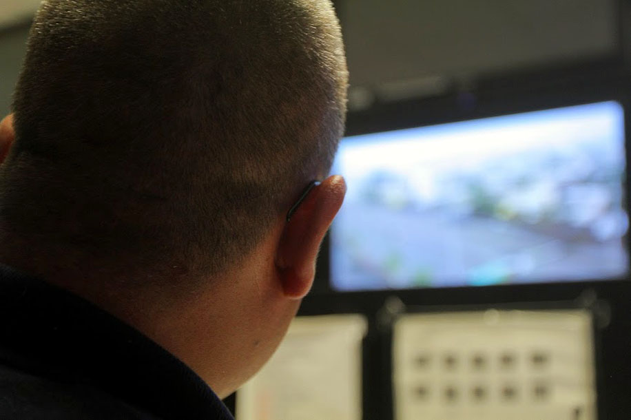 Aseguran que la tecnología no es compartida con todo el personal de seguridad, a menos que sea necesario. (Archivo)