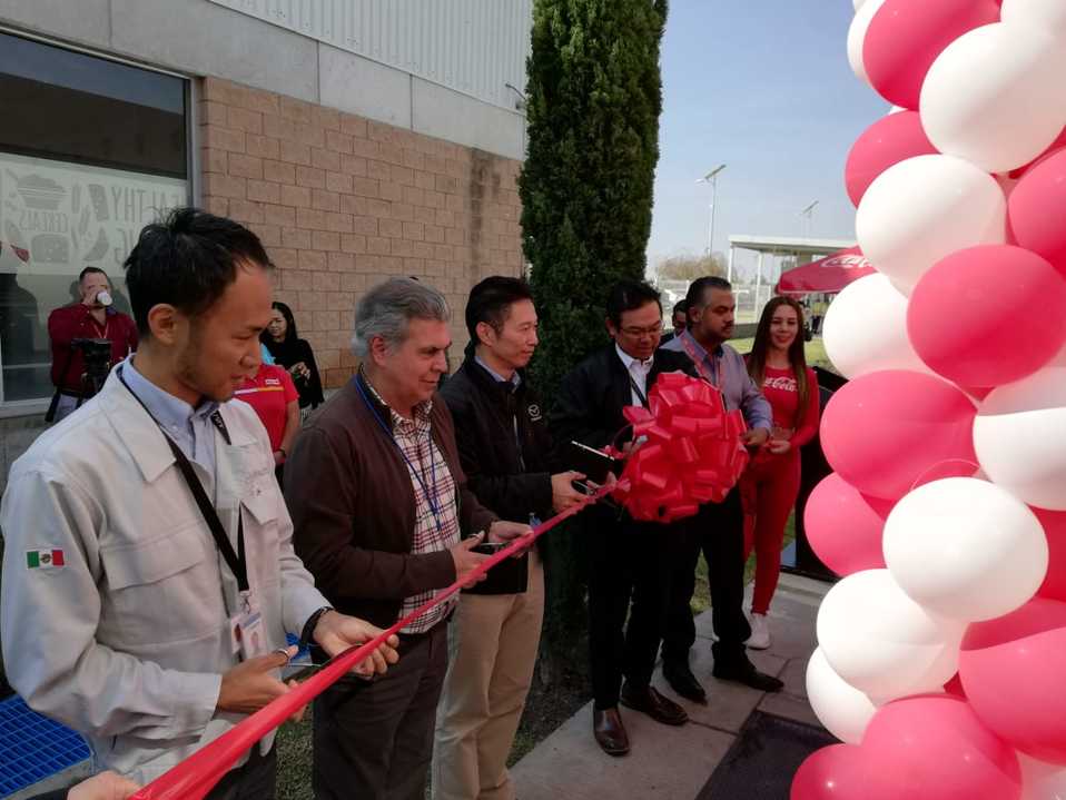 Inauguran tercer Oxxo dentro de la planta de Mazda. Foto: Mariana Ramos