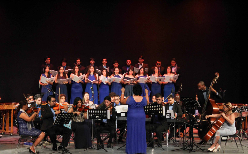 En el concierto participaron maestros y alumnos de la Licenciatura en Música, así como la orquesta y el coro fraternidad lasallista. (Facebook LaSalle