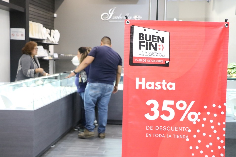 La derrama económica que dejó 'El Buen Fin' en NL asciende a los 11 mil 517 mdp.  (Foto: Leonel Rocha/Archivo)