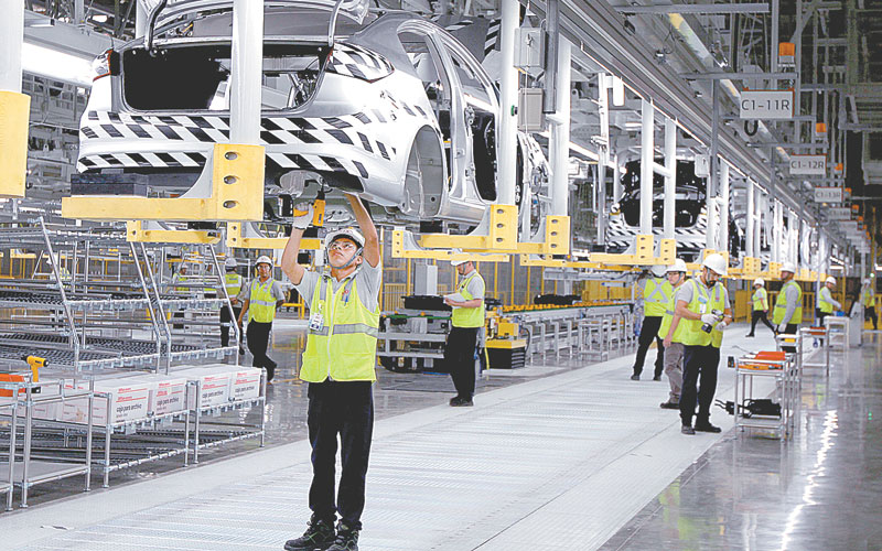 El sector automotriz tendrá retos a corto y largo plazo. (Archivo)