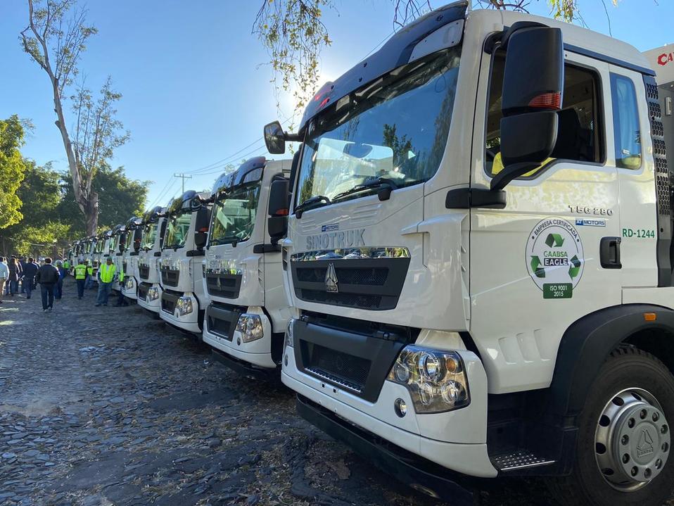 Guadalajara tiene nuevos camiones recolectores de basura (Erick Breguer)