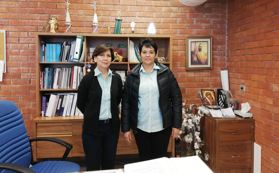 Guadalupe Alba Viesca, directora de primaria de la Escuela Carlos Pereyra y Ruth Guzmán Hernández, coordinadora de preescolar y primaria. (Liliana Yañ