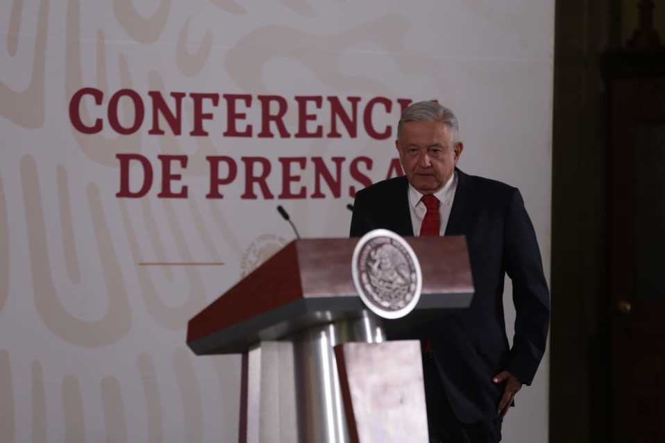 El presidente Andrés Manuel López Obrador en conferencia matutina. (Jesús Quintanar)
