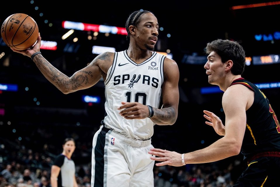 San Antonio Spurs (Twitter @spurs)