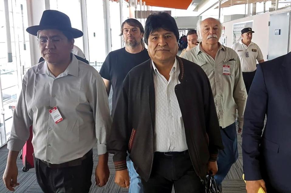 Evo Morales se reunió con dirigentes de su partido en Argentina. | AFP