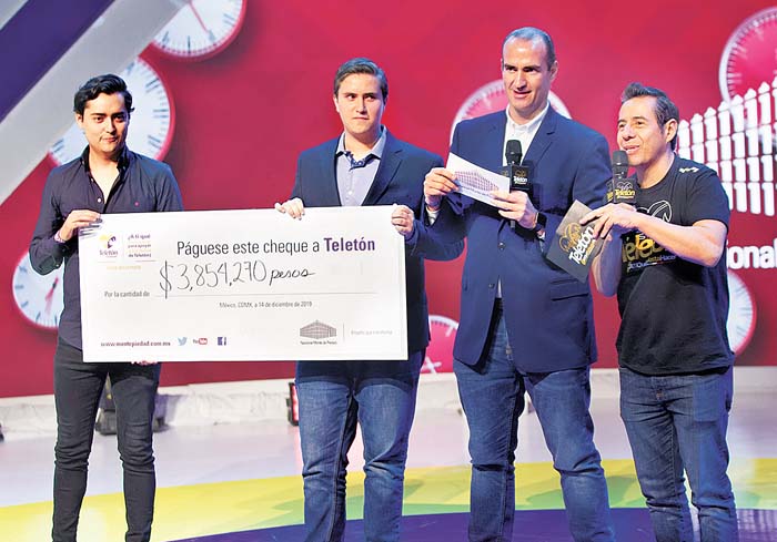 En la jornada se presentaron donativos y casos mientras la cifra iba creciendo. OMAR FRANCO