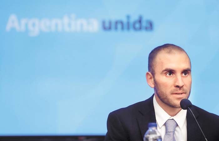 El nuevo encargado de Economía tiene 37 años. Ignacio Roncoroni/efe