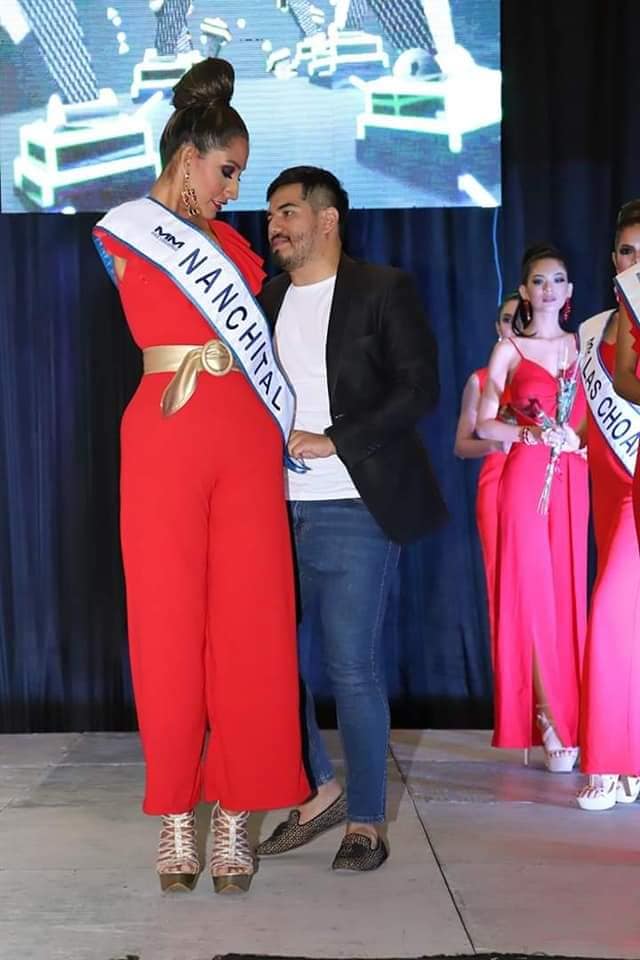 La joven busca ganar el certamen Miss Veracruz. (Facebook)