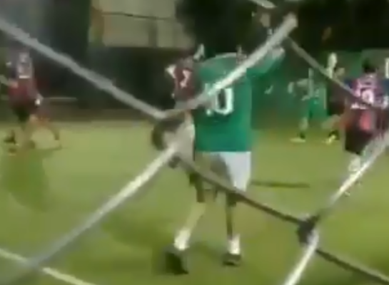 El ex presidente boliviano lució el número 10 durante el partido. (Tomado de @atlanticsurff)