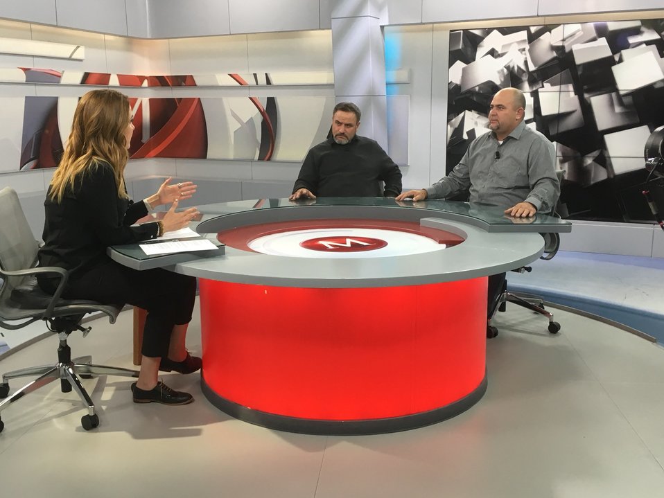 Los hermanos LeBarón dijeron que las autoridades deben dar herramientas para empoderar a la ciudadanía.  (Tomada de @azucenau)