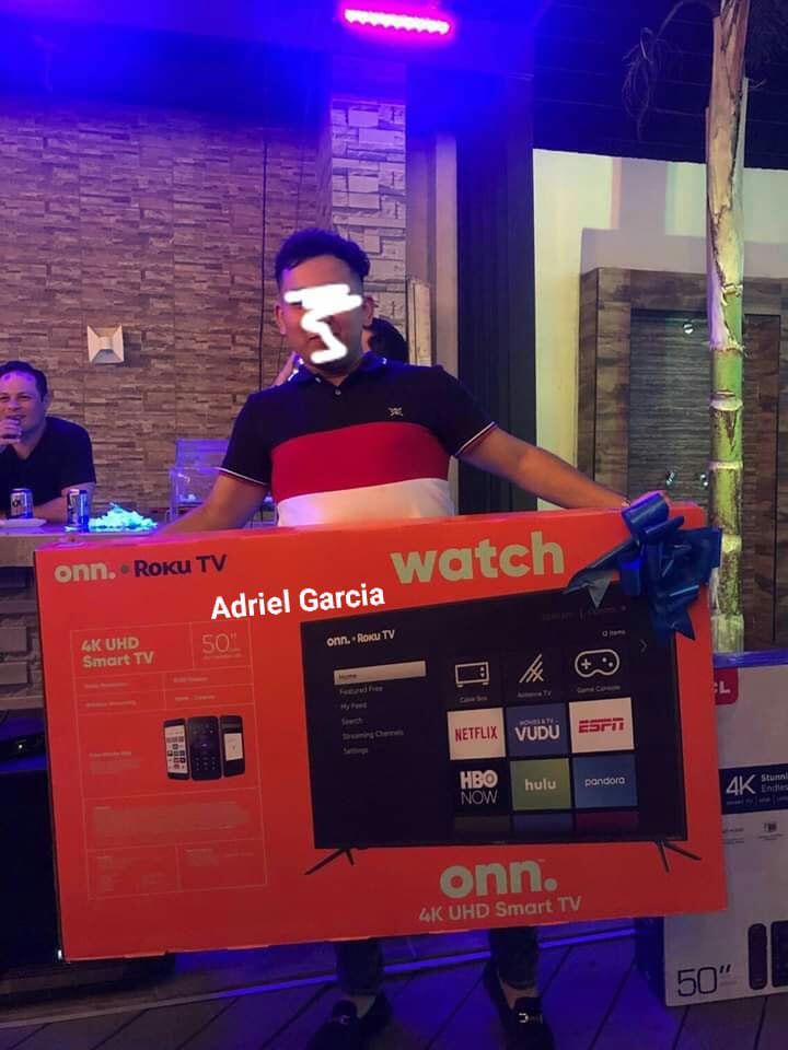 El joven llevaba trabajando sólo cinco días en la empresa. (Facebook: Adriel García)
