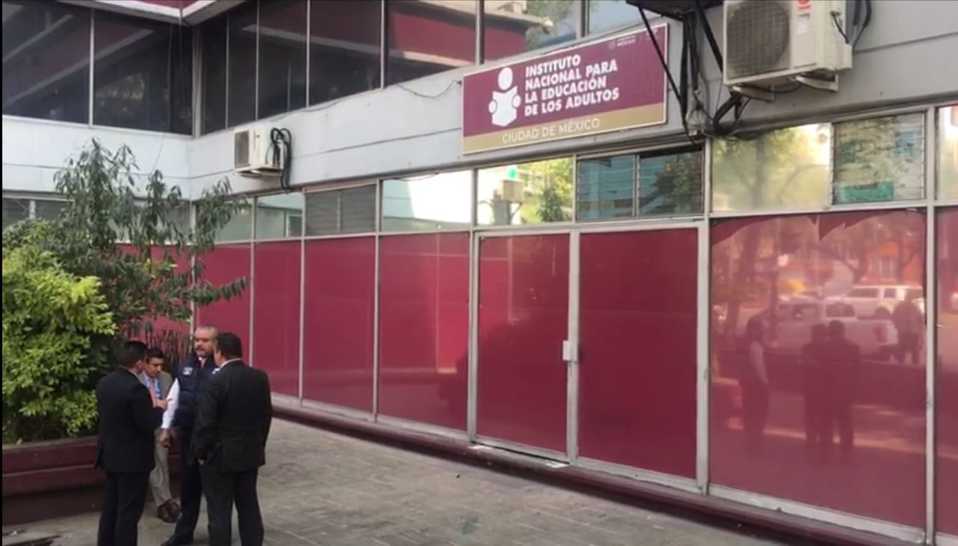 Durante el robo no hubo reporte de personas lesionadas y  las actividades del INEA fueron suspendidas./ Especial