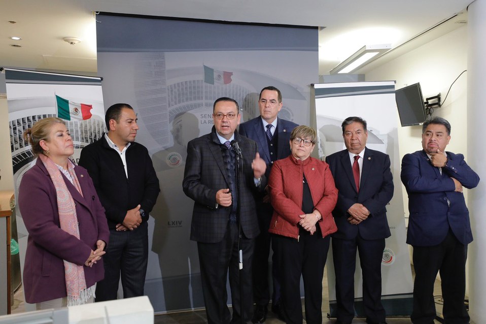 Integrantes de la bancada de Morena en el Senado dieron conferencia de prensa (@_MarthaGuerrero)