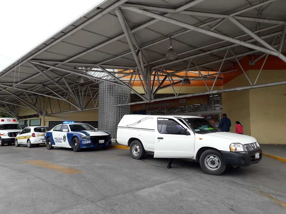 Elementos de la Policía Estatal e Investigadora acudieron al lugar de los hechos (Foto/Noel Vergara)